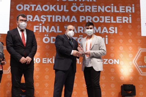 C5671949-F23C-42F3-9258-453B42F67191_1_105_c copy