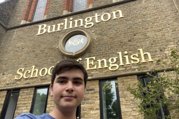 Burlington Okul (London, 25 Haziran 2022 / 23 Temmuz 2022)